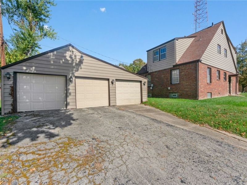 4038 Sunset Boulevard, Youngstown, OH 44512 Photo 33