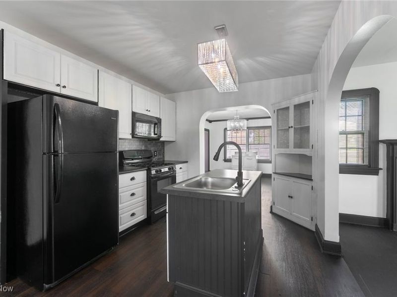 4038 Sunset Boulevard, Youngstown, OH 44512 Photo 7