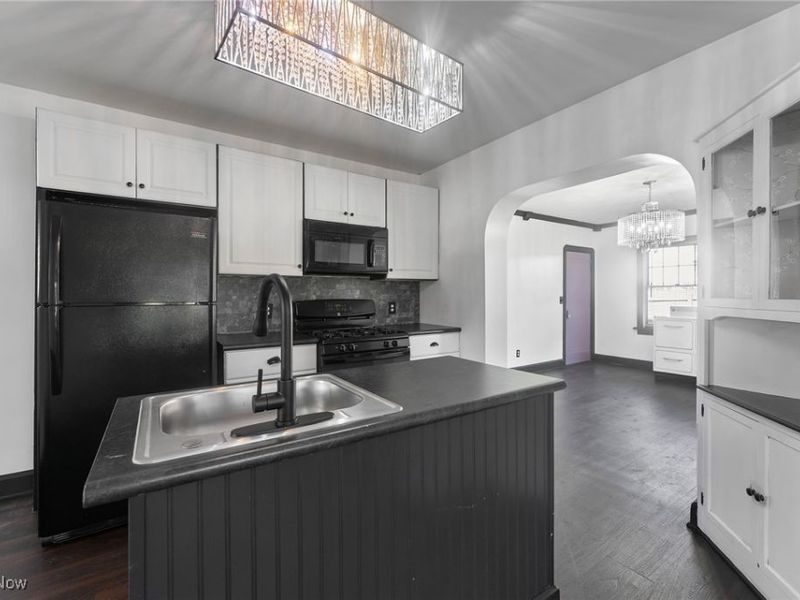 4038 Sunset Boulevard, Youngstown, OH 44512 Photo 9