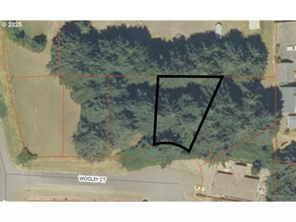 1039 WOOLEY CT, Yoncalla, OR 97499