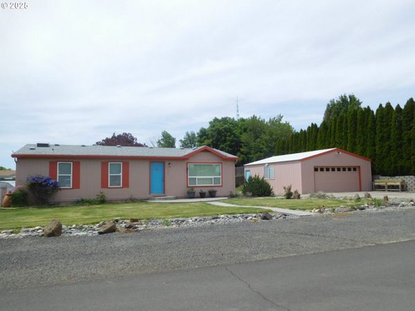724 N 4th ST, Athena, OR 97813