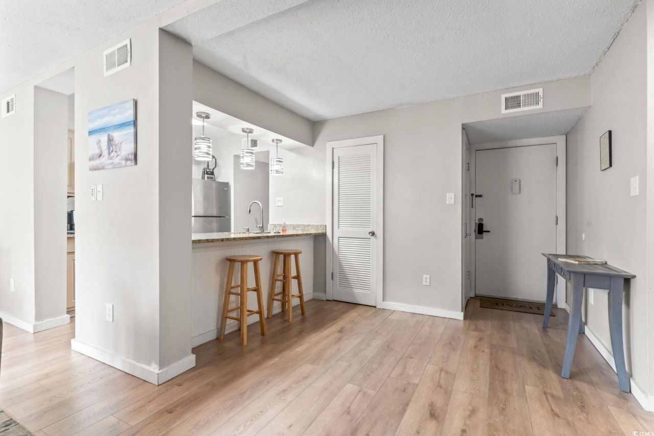 9661 Shore Dr. Photo 13