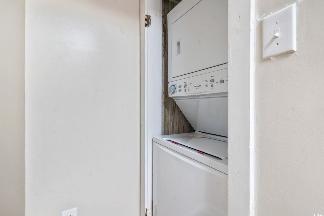 9661 Shore Dr. Photo 23