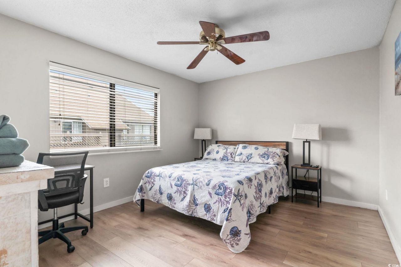 9661 Shore Dr. Photo 29