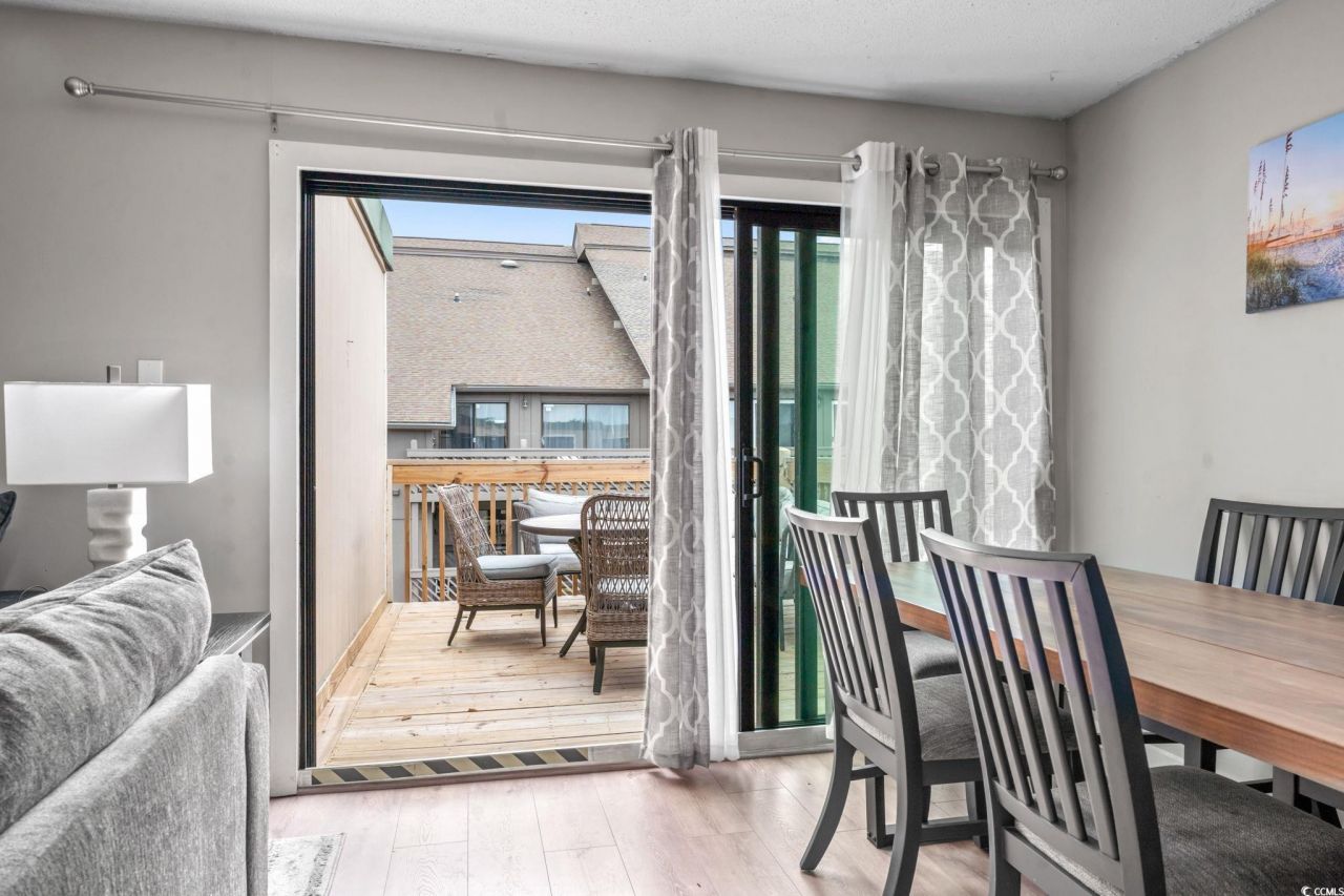 9661 Shore Dr. Photo 34