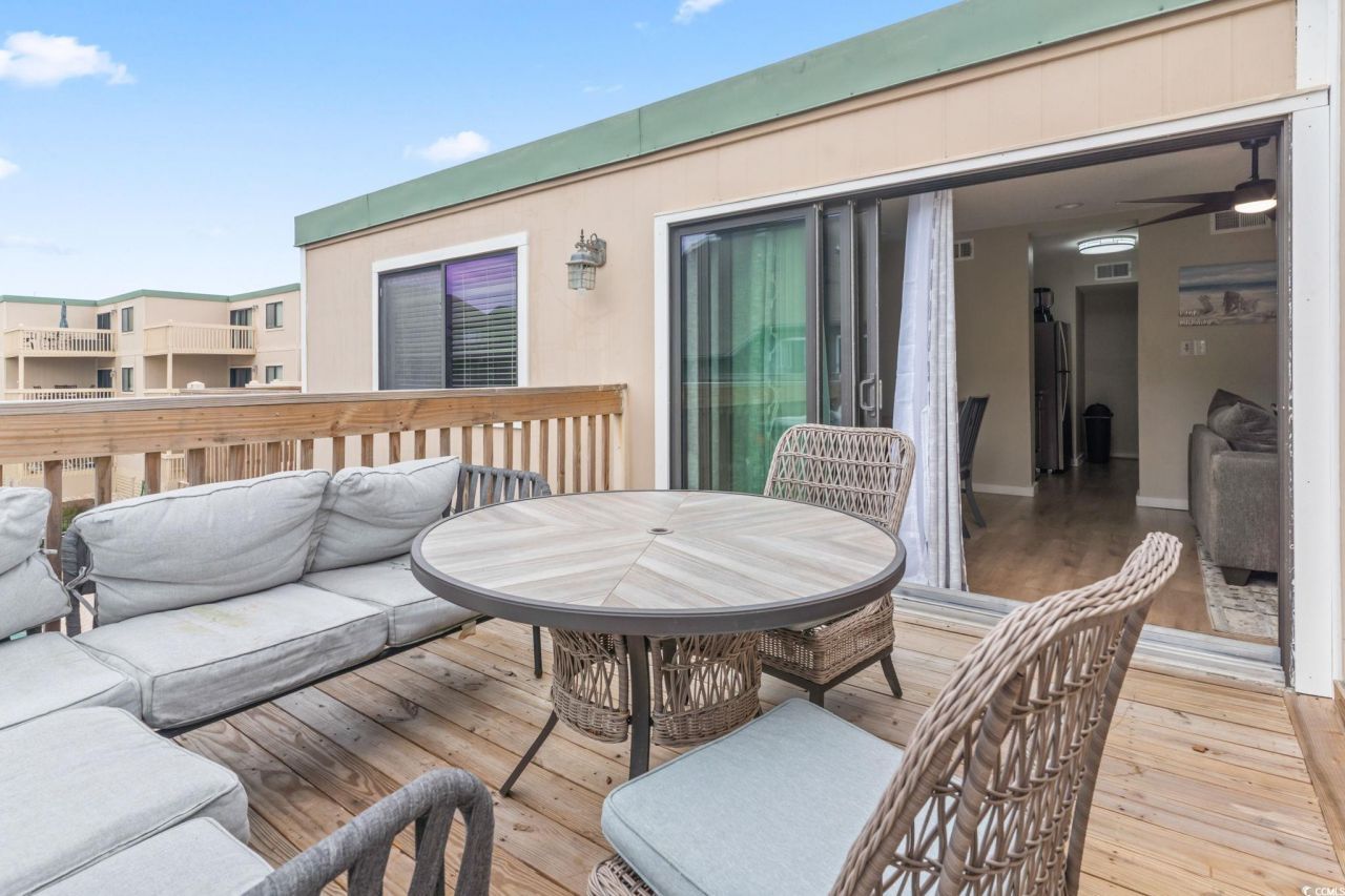 9661 Shore Dr. Photo 37