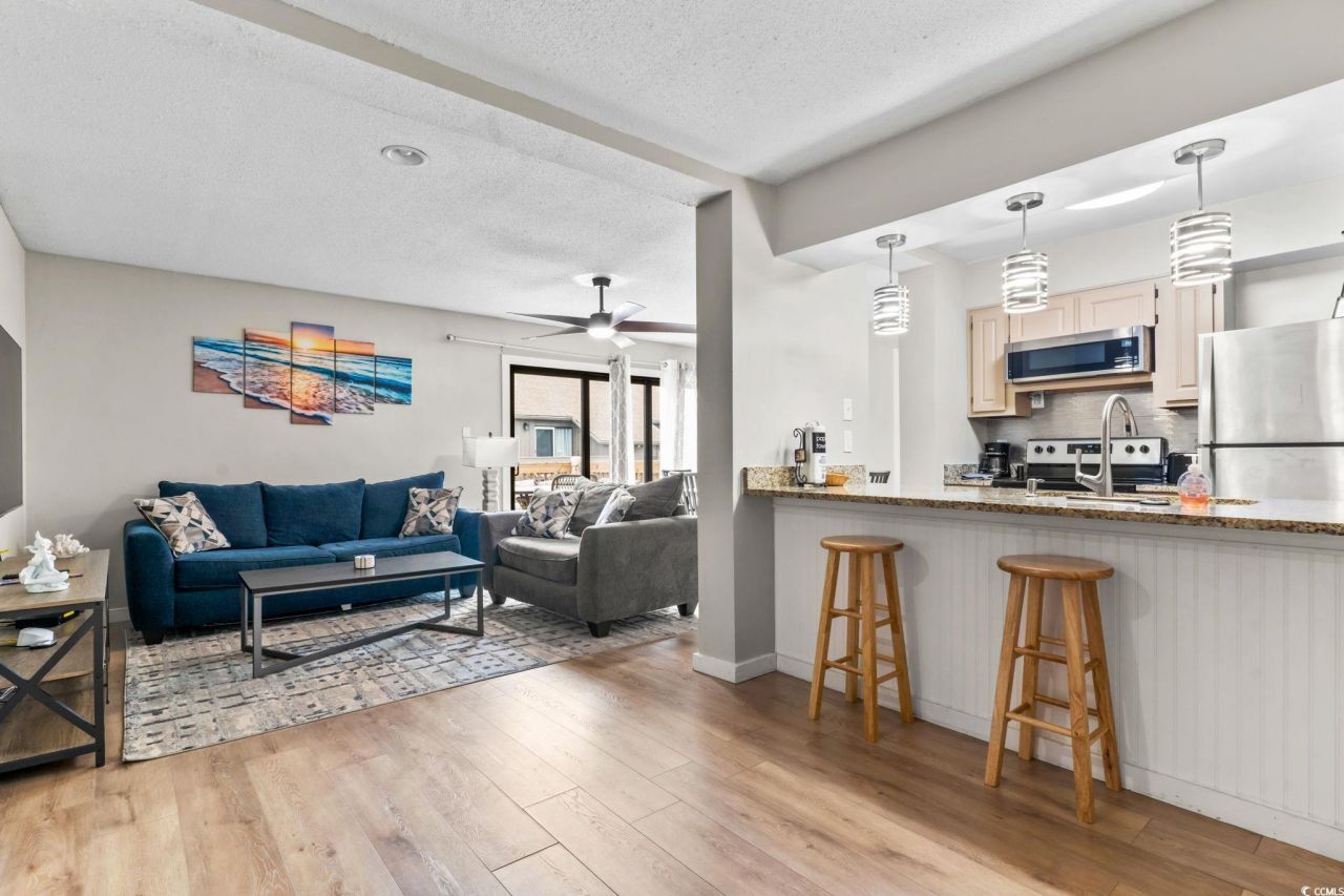 9661 Shore Dr. Photo 9