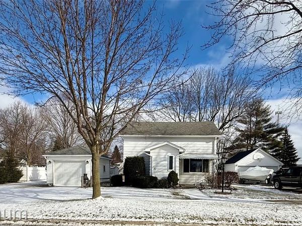 69258 N Forest Avenue, Richmond, MI 48062