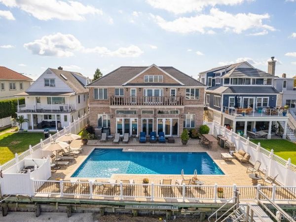 51 Bay Street, East Atlantic Beach, NY 11561