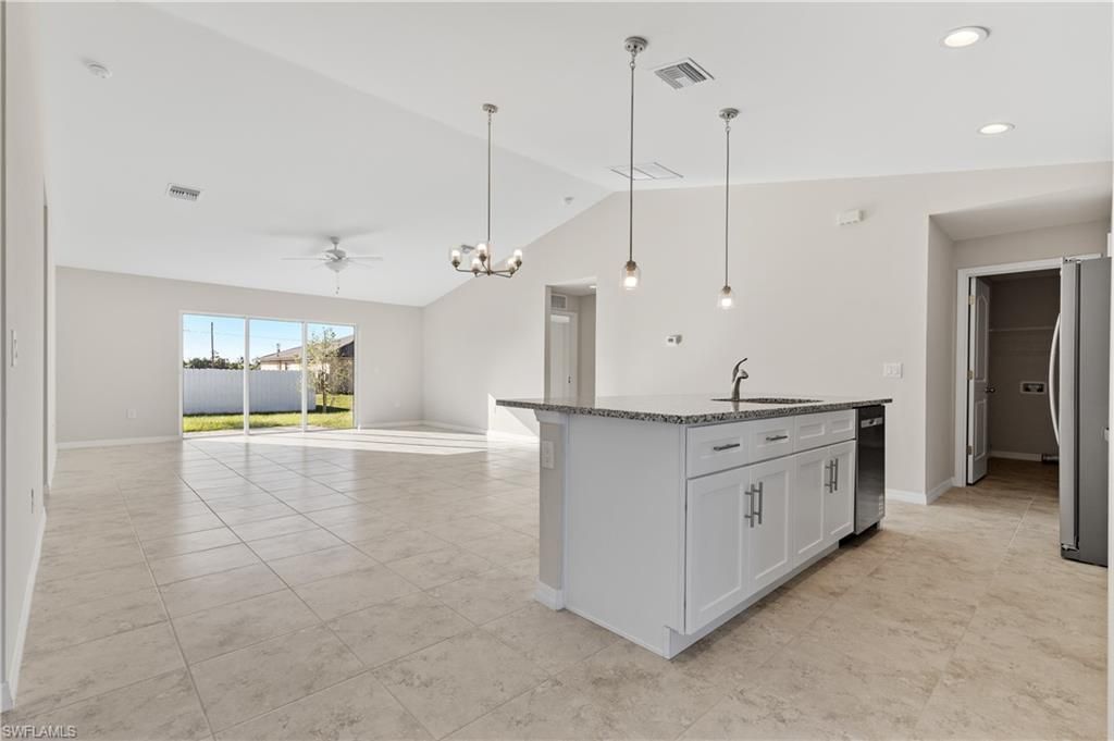 2052 NW 17th St, Cape Coral, FL 33993 Photo