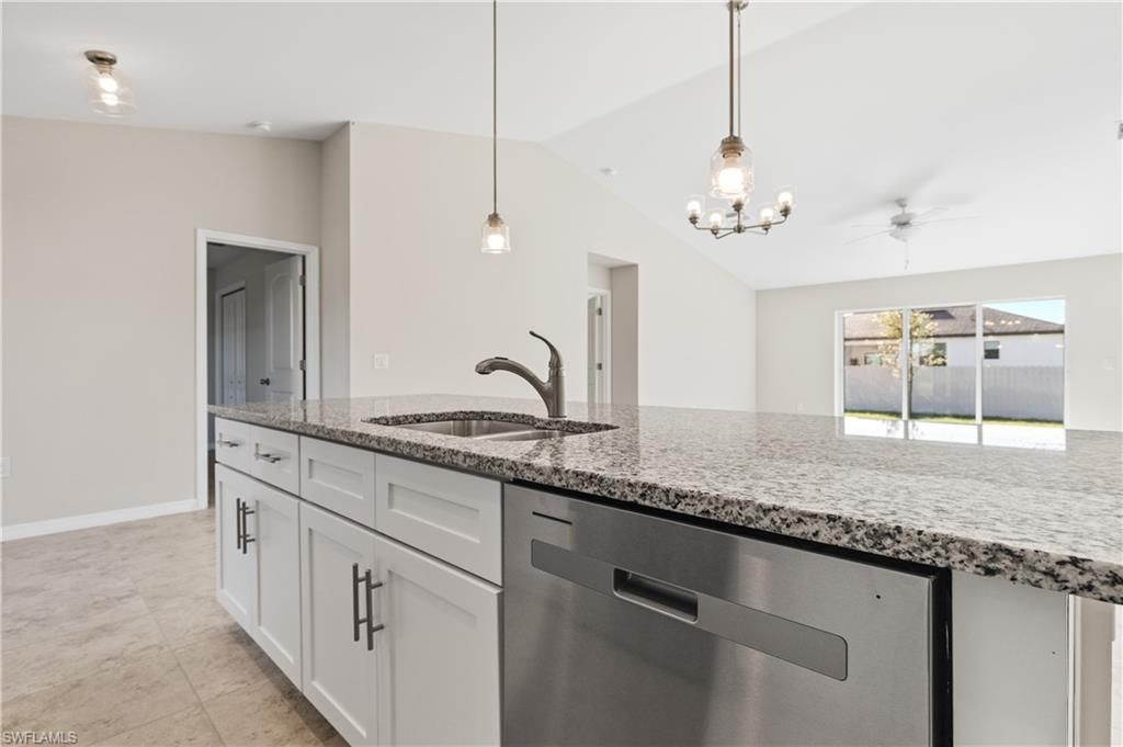 2052 NW 17th St, Cape Coral, FL 33993 Photo