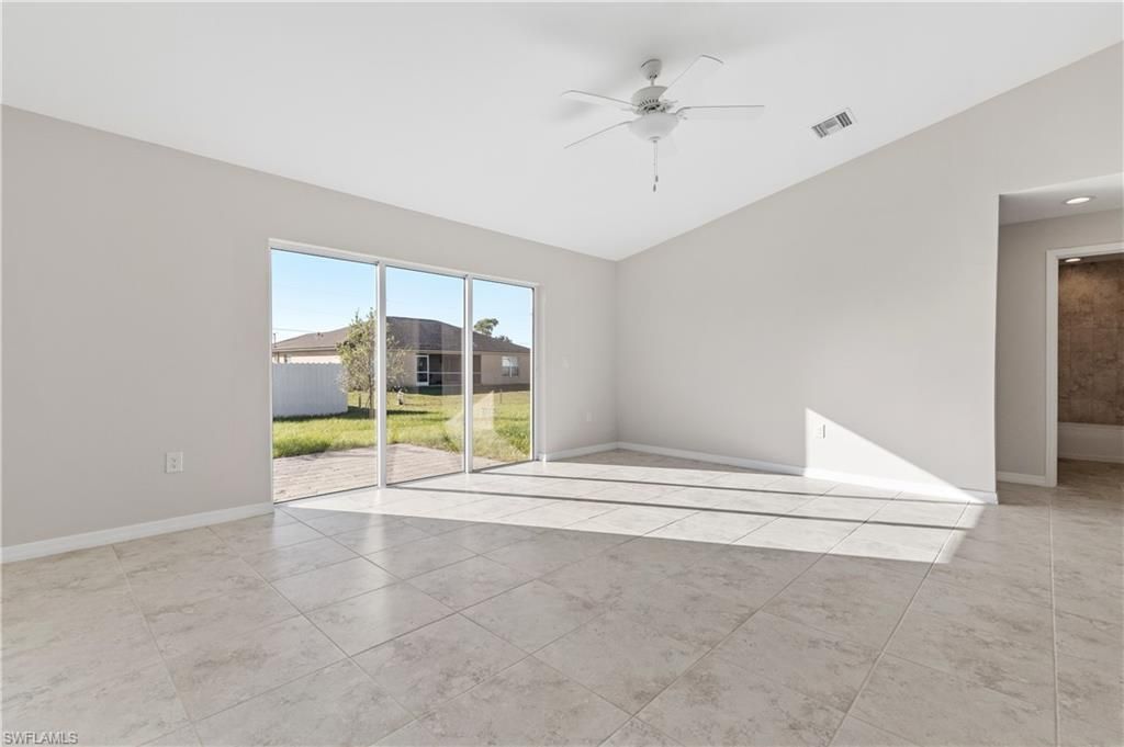 2052 NW 17th St, Cape Coral, FL 33993 Photo