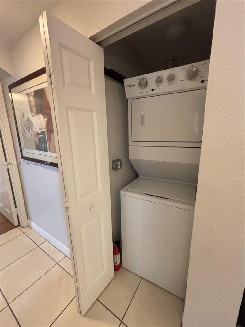 9021 SW 94th St, Unit 707, Miami, FL 33176 Photo