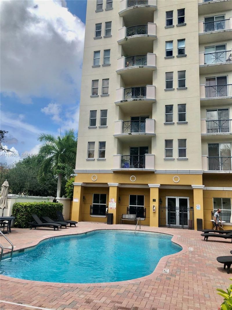 9021 SW 94th St, Unit 707, Miami, FL 33176 Photo