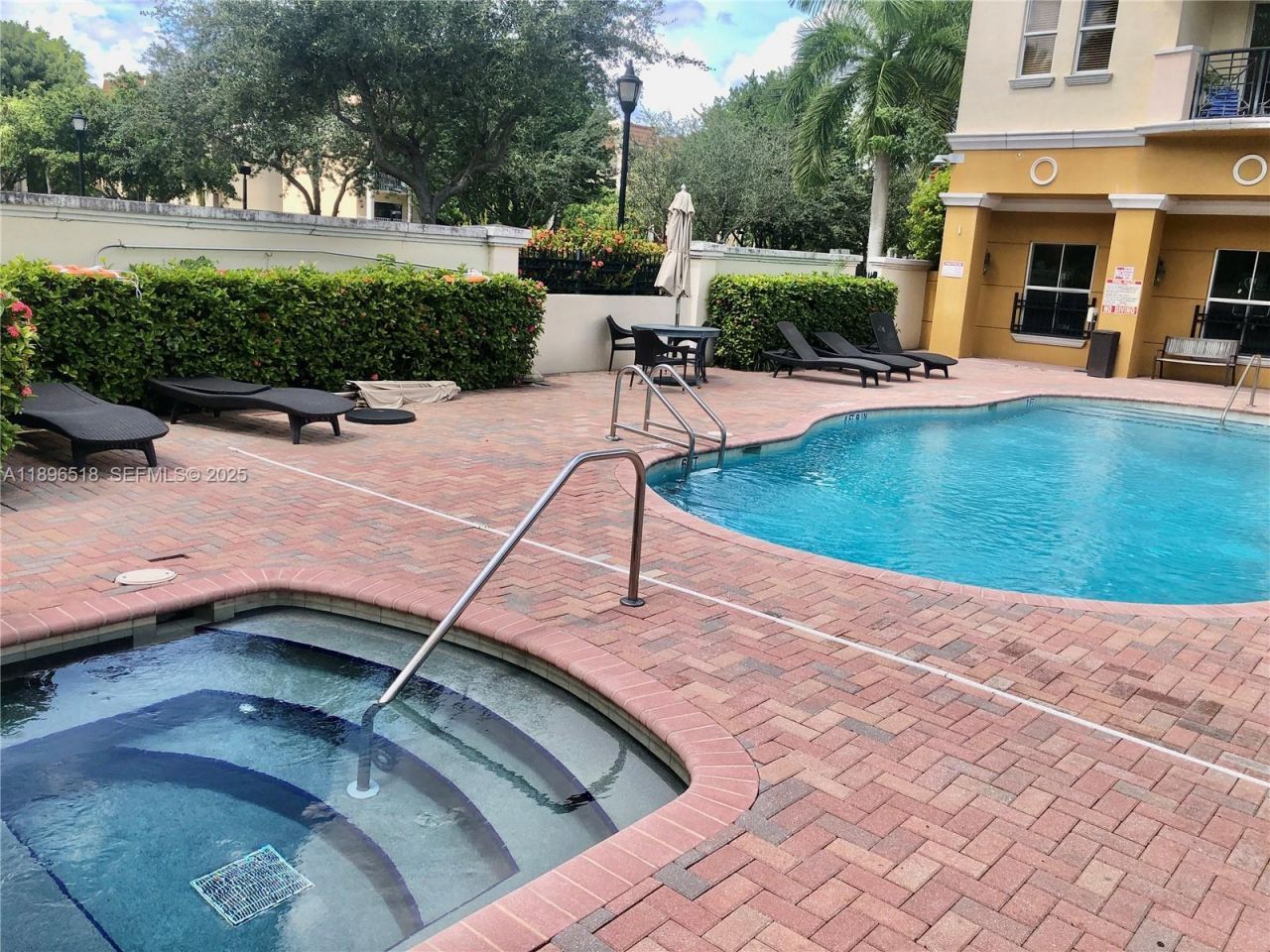 9021 SW 94th St, Unit 707, Miami, FL 33176 Photo