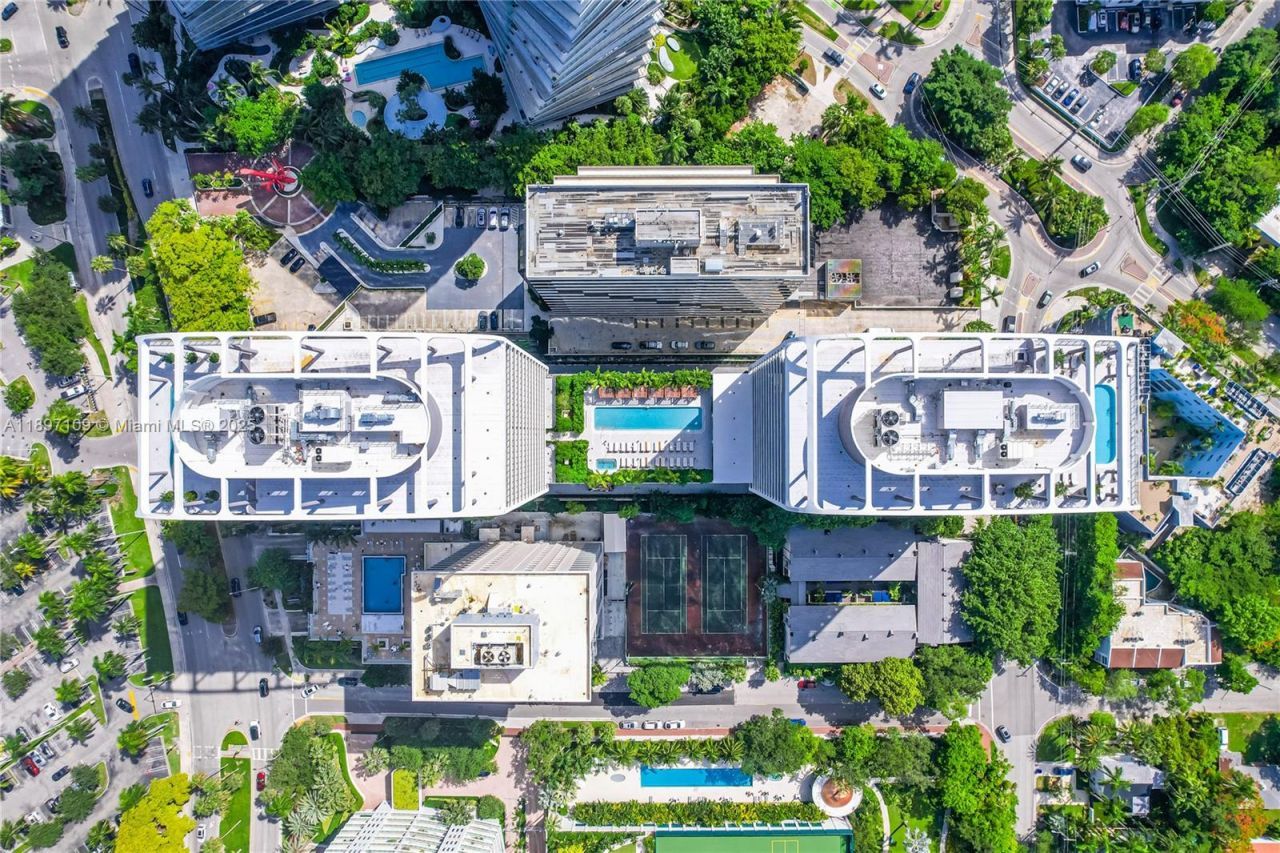 2655 S Bayshore, Unit 1506, Coconut Grove, FL 33133 Photo