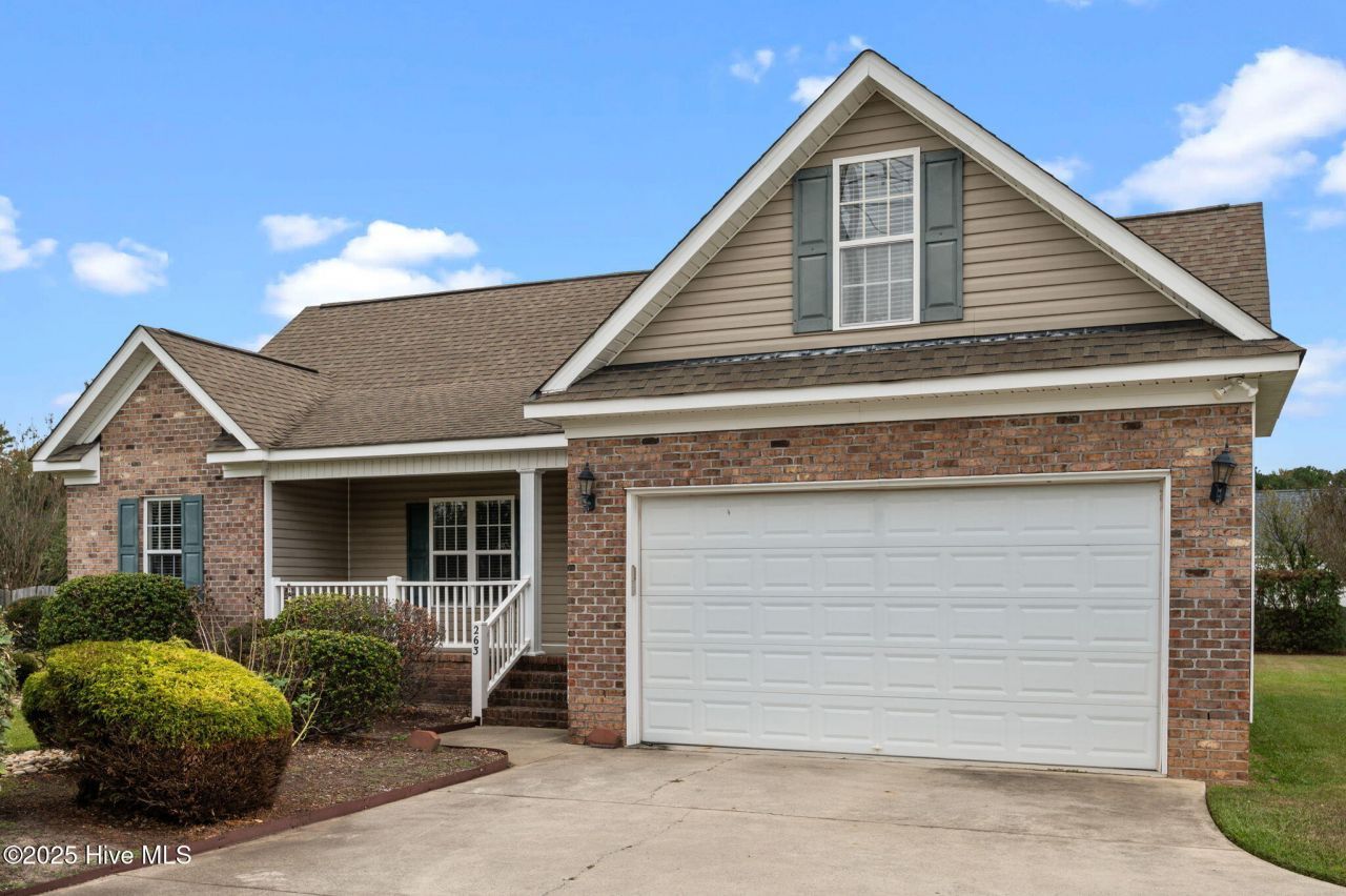 263 Laurie Ellis Road, Winterville, NC 28590 Main Photo