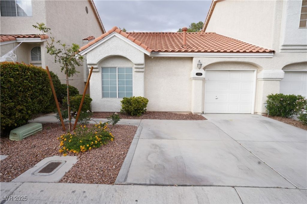 5958 Greenery View Lane, Las Vegas, NV 89118 Main Photo