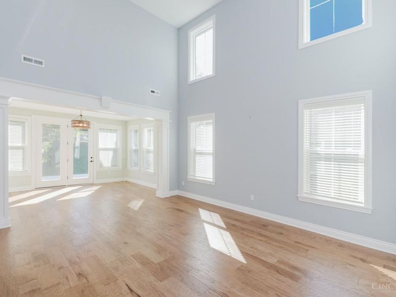 9460 Banyan Court, Centerville, OH 45458 Photo 8