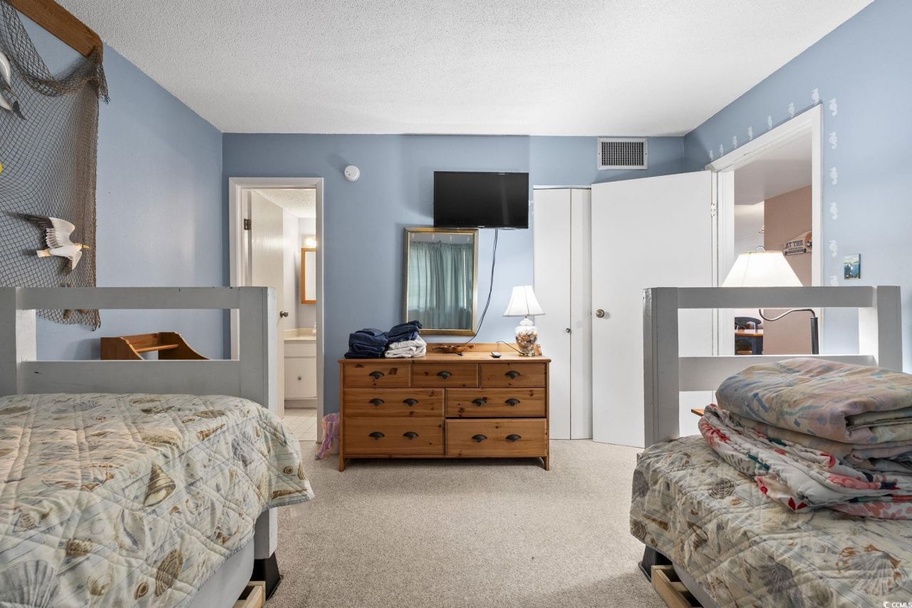 601 Mitchell Dr. Photo 5