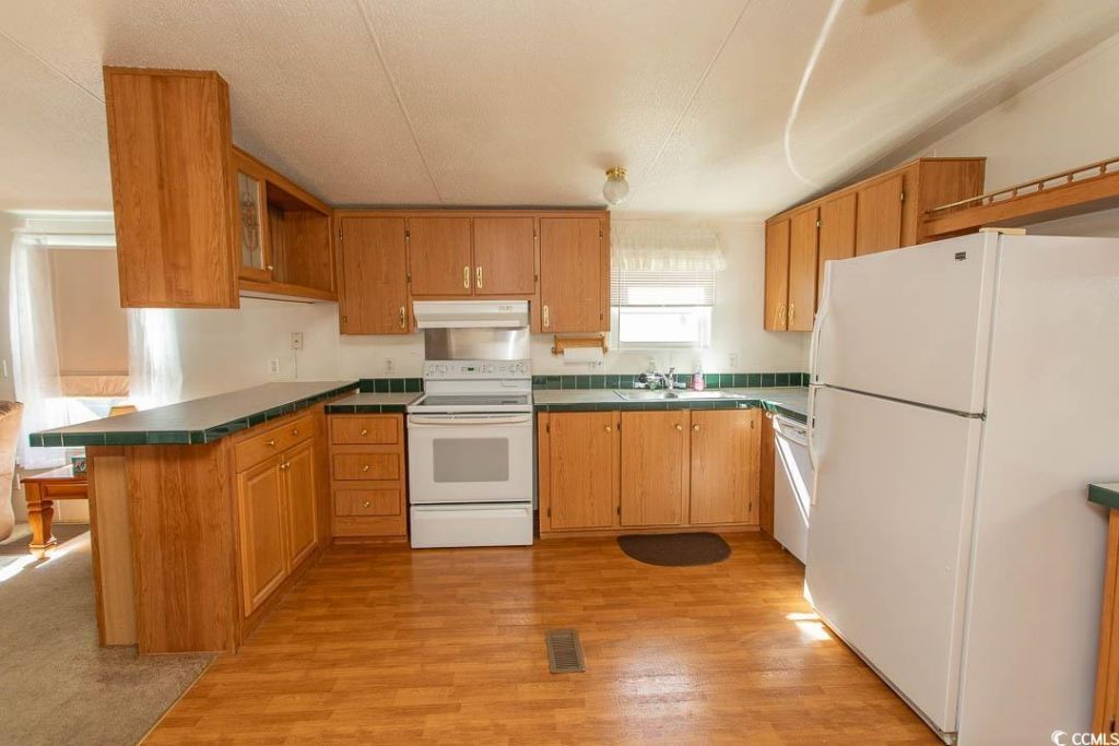 67 Crooked Island Circle Photo 8