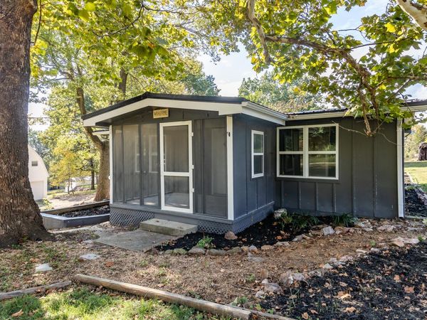 21960 County Road 288, Pittsburg, MO 65724