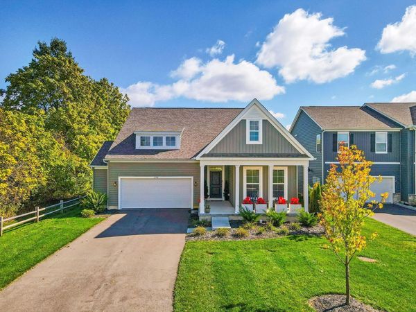 2716 Fieldwin Drive, Blacklick, OH 43004