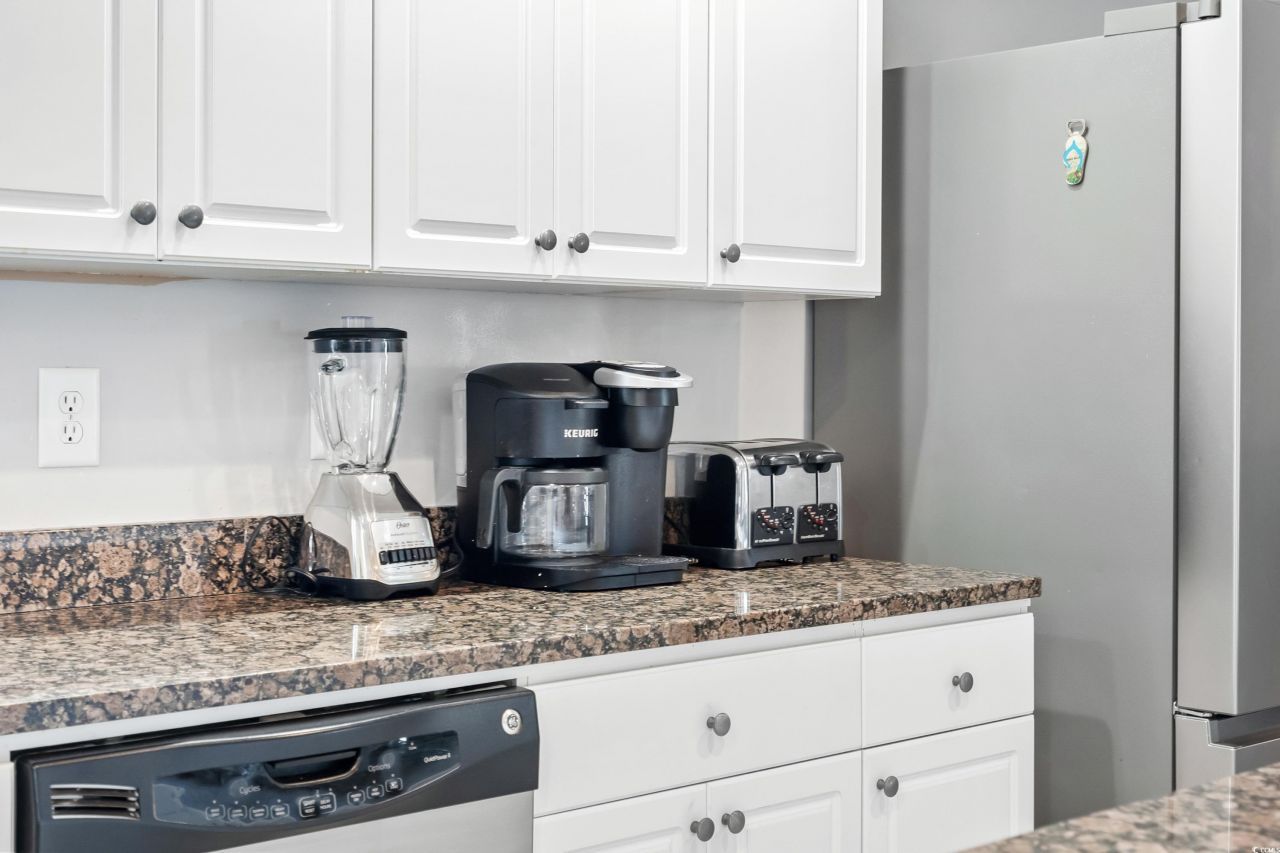 304 South Hillside Dr. Photo 13