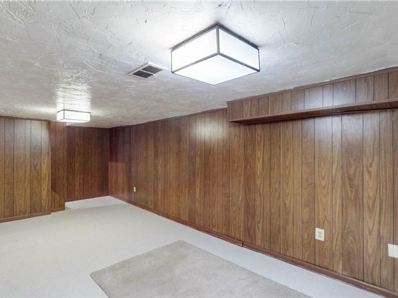 23613 E Baintree Road, Beachwood, OH 44122 Photo 19