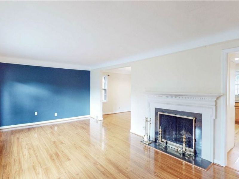 23613 E Baintree Road, Beachwood, OH 44122 Photo 3