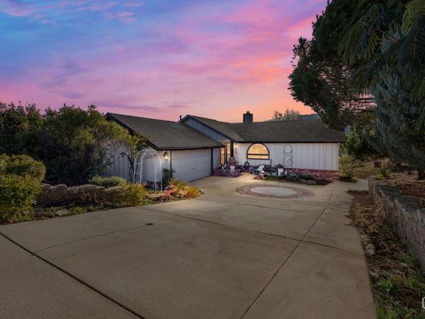 20220 Bald Mountain Drive, Tehachapi, CA 93561