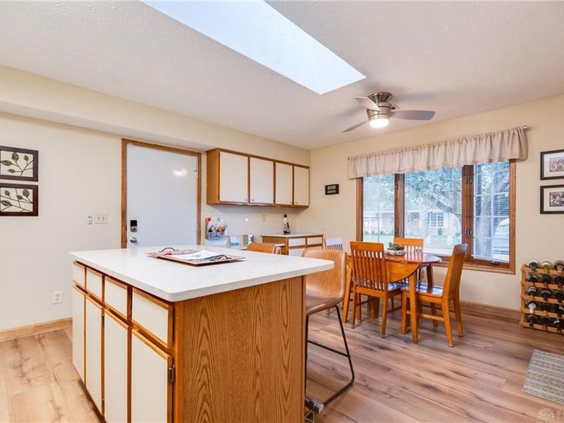 6724 Willow Creek Drive, Dayton, OH 45424 Photo 16