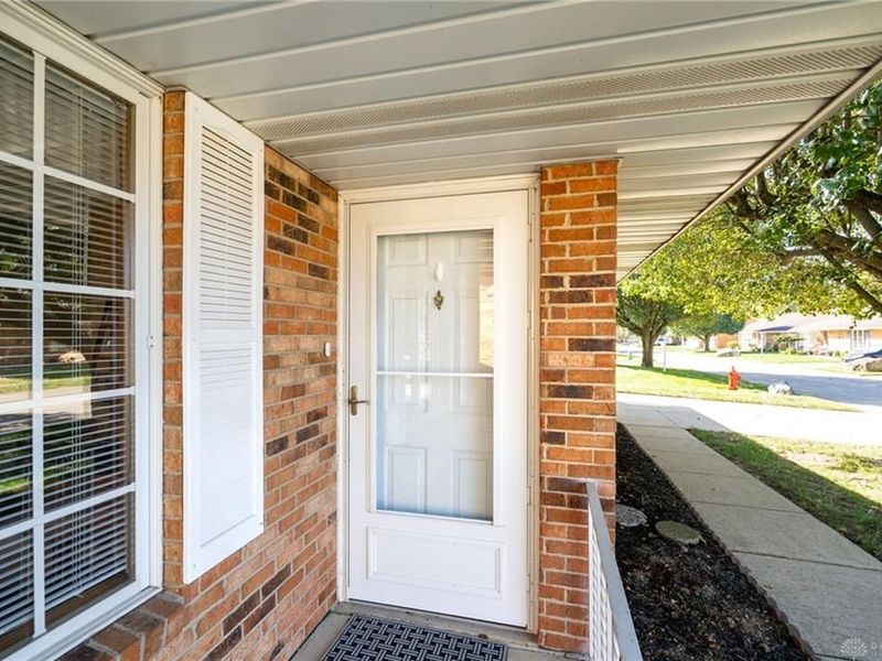 6724 Willow Creek Drive, Dayton, OH 45424 Photo 6