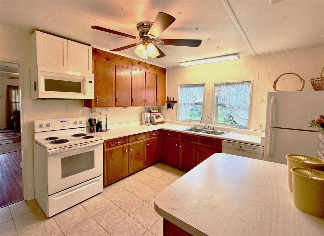 15591 SW County Road 235, Brooker, FL 32622 Photo