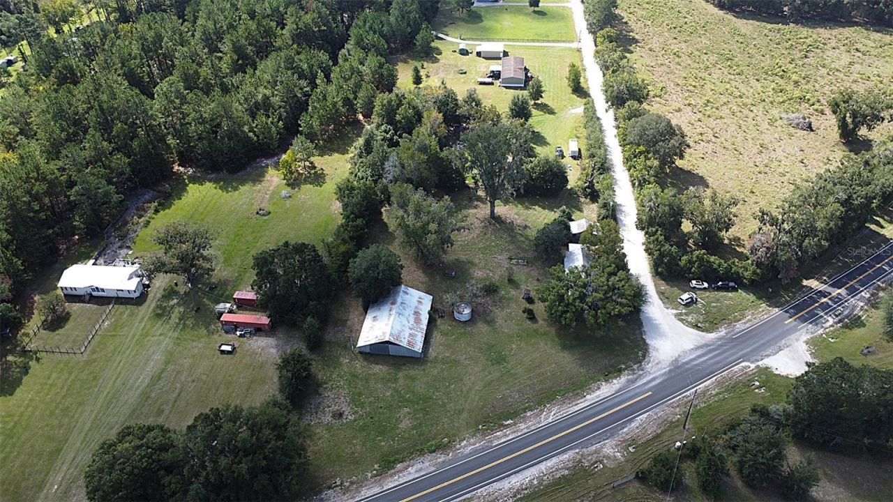 15591 SW County Road 235, Brooker, FL 32622 Photo