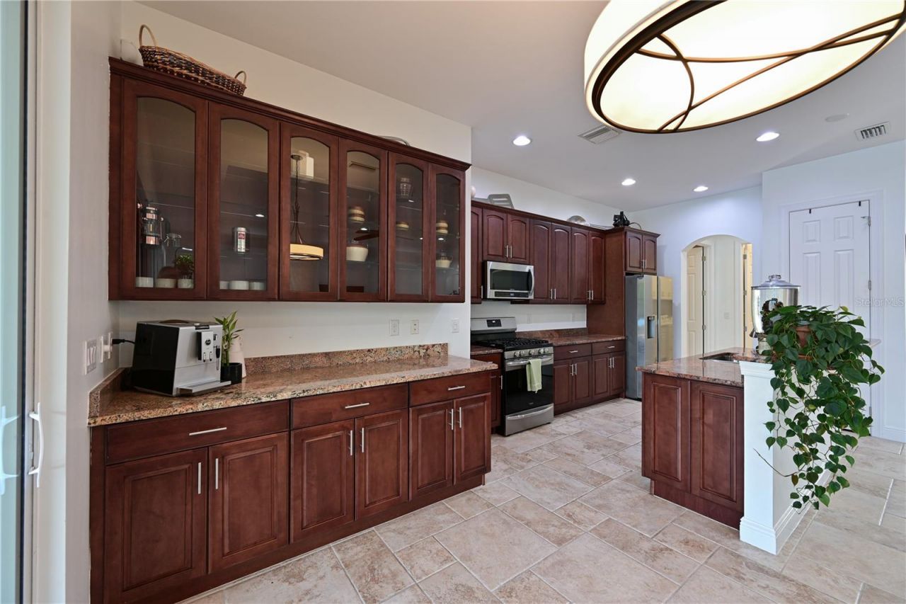 931 Mangrove Edge Court, Bradenton, FL 34208 Photo