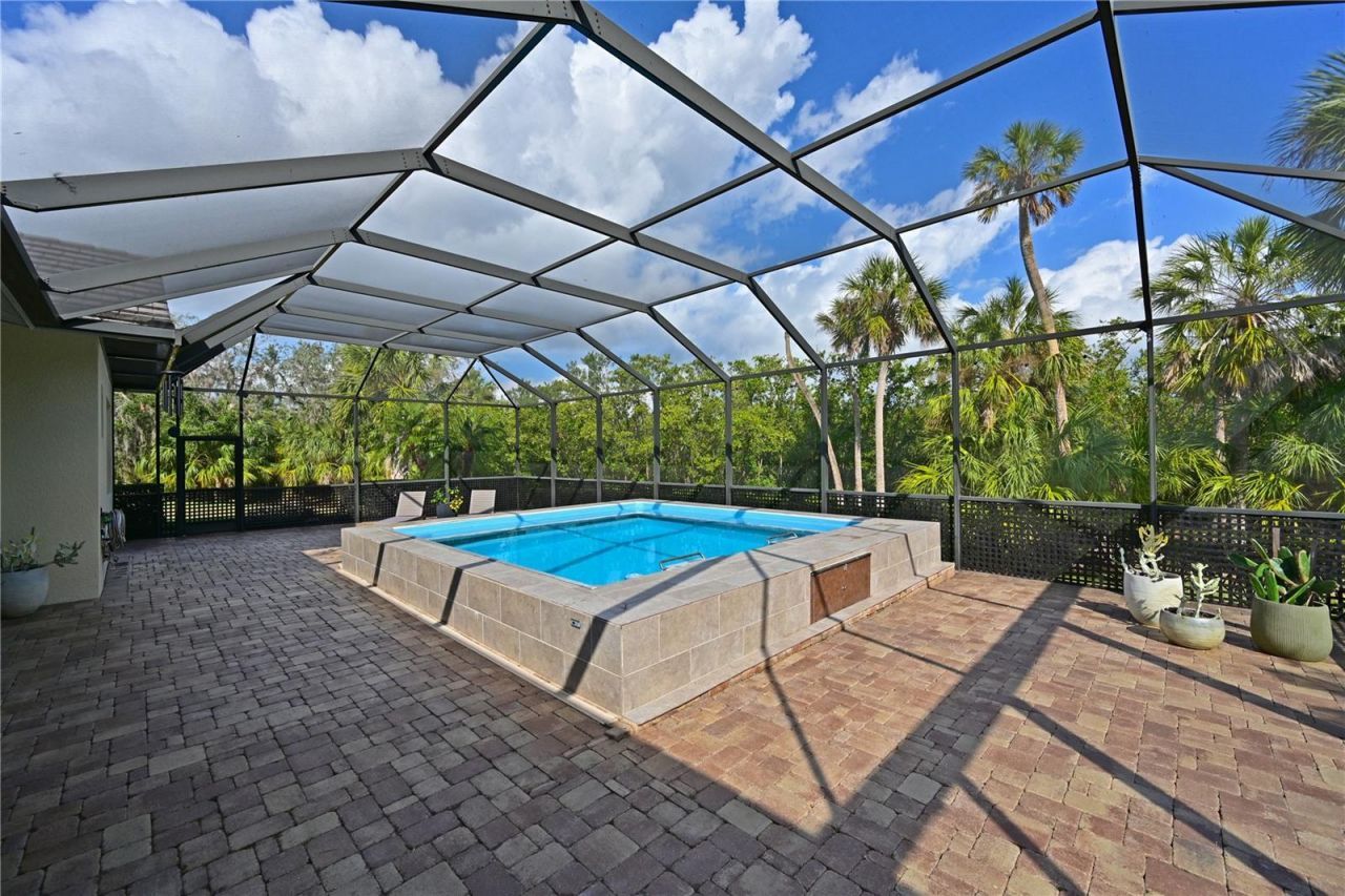931 Mangrove Edge Court, Bradenton, FL 34208 Photo