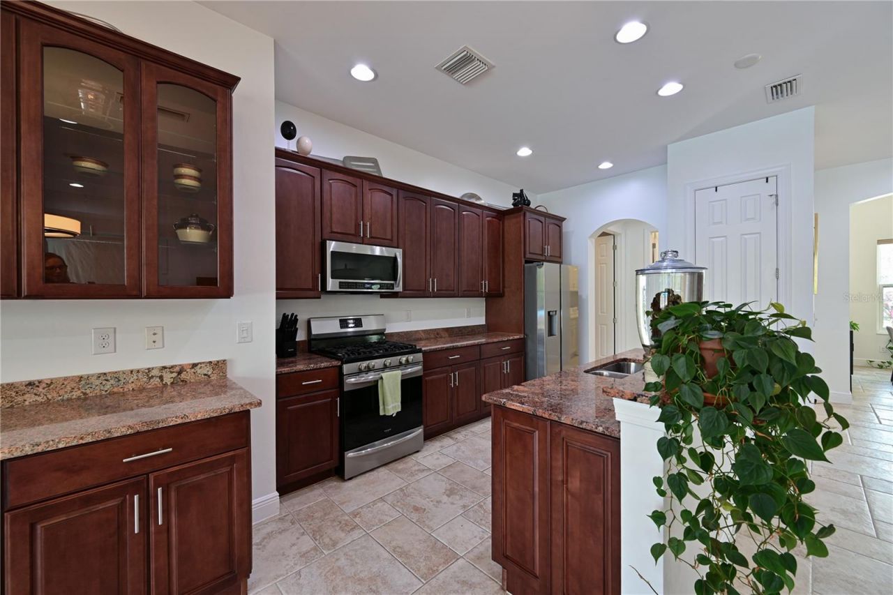 931 Mangrove Edge Court, Bradenton, FL 34208 Photo