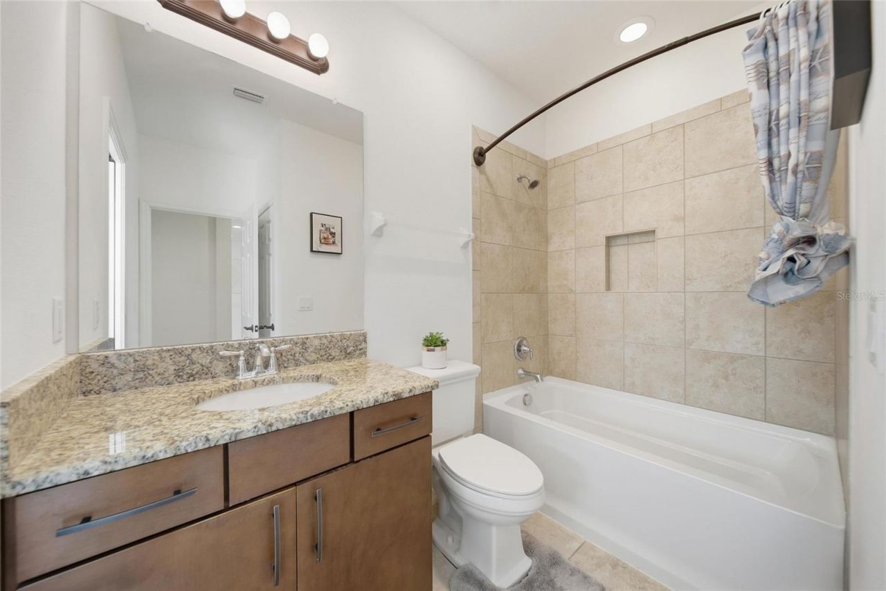 8015 Marbella Creek Avenue, Tampa, FL 33625 Photo