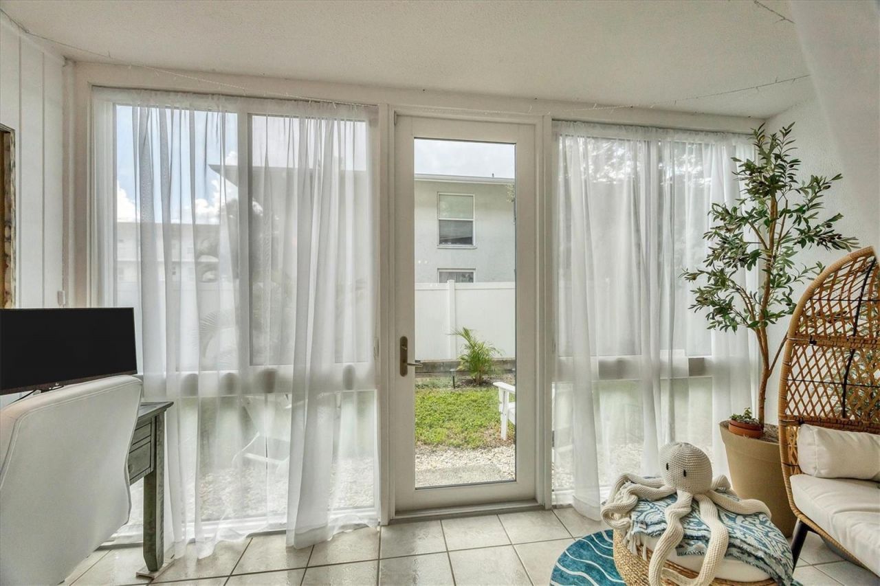 116 Vista Hermosa Circle, Unit 108C, Sarasota, FL 34242 Photo