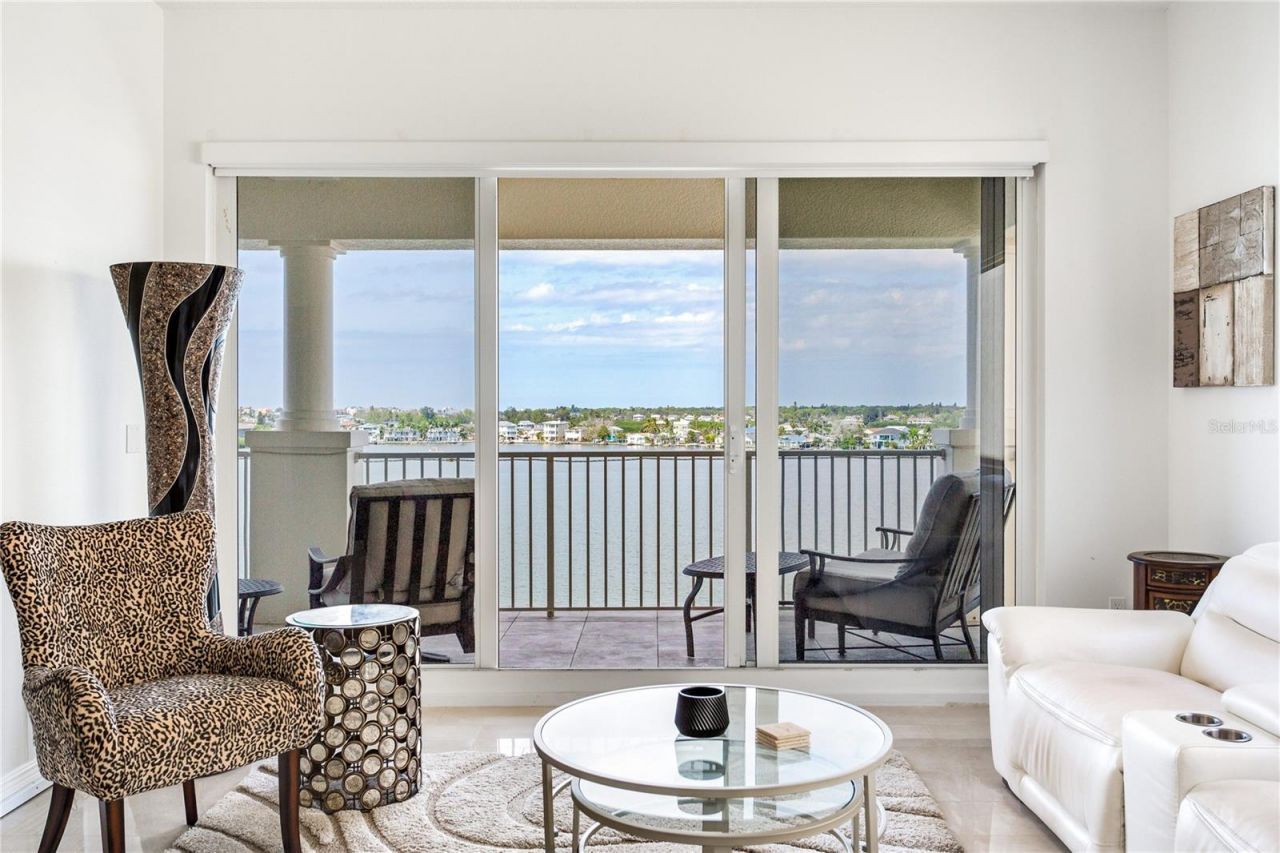 17717 Gulf Boulevard, Unit 606, Redington Shores, FL 33708 Photo