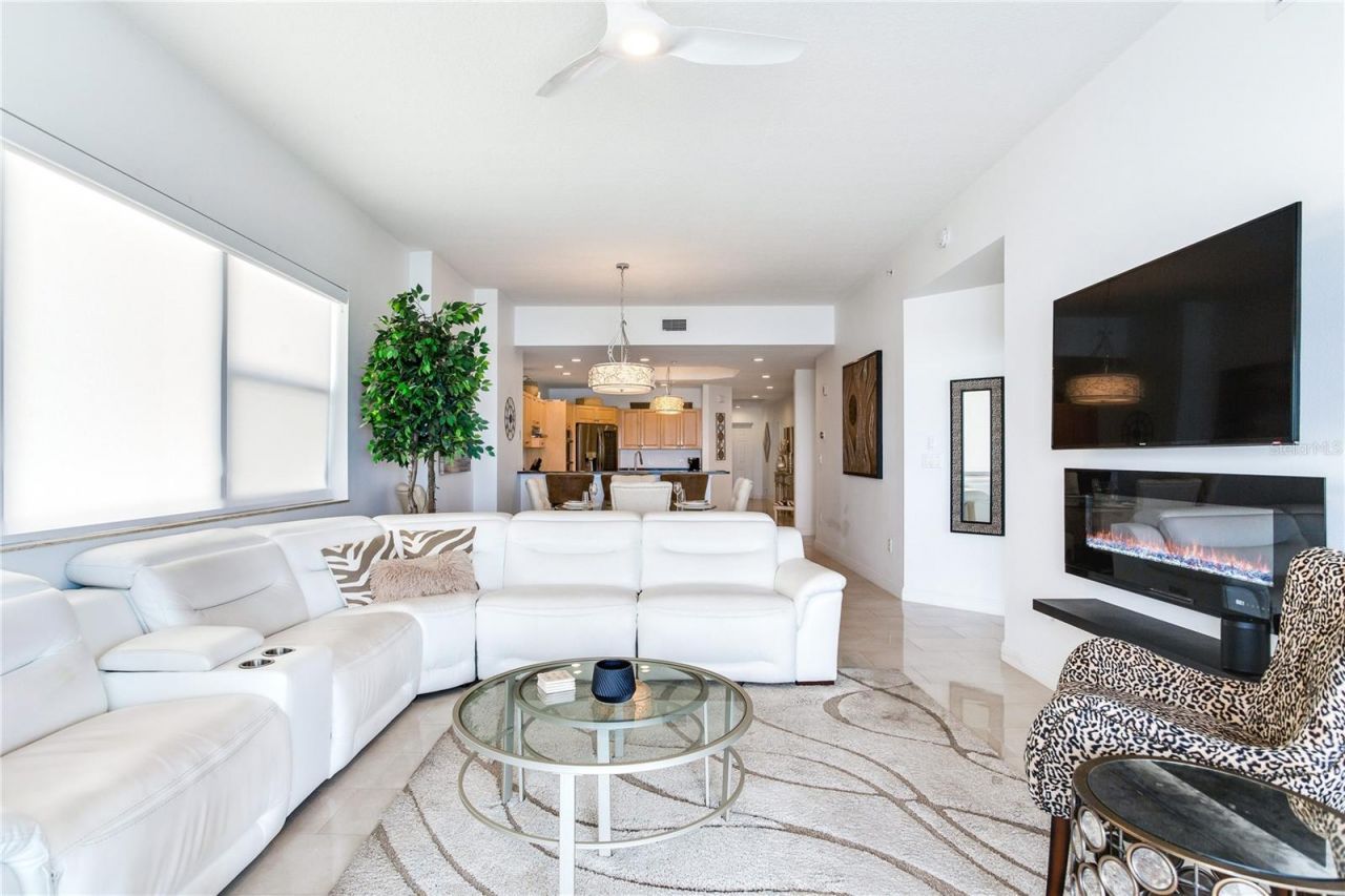 17717 Gulf Boulevard, Unit 606, Redington Shores, FL 33708 Photo