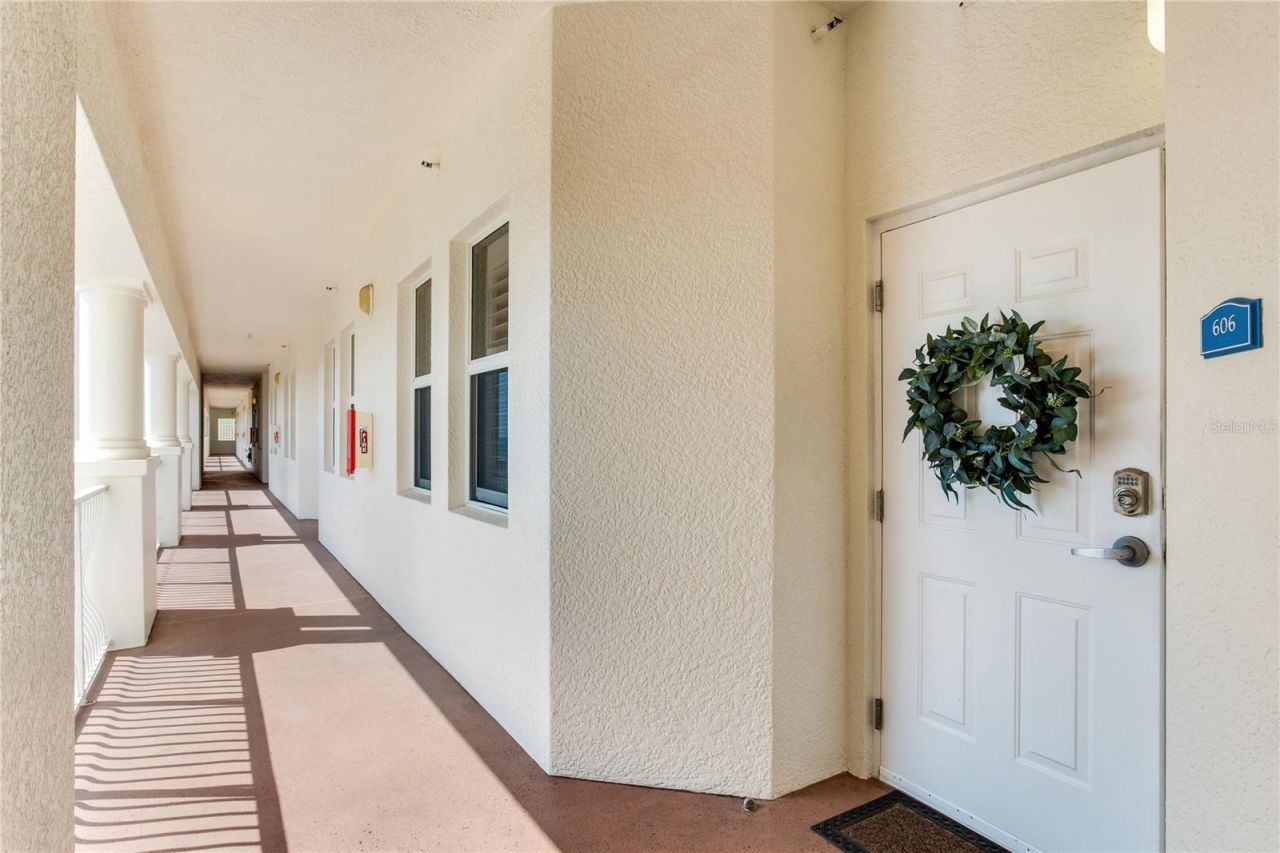 17717 Gulf Boulevard, Unit 606, Redington Shores, FL 33708 Photo