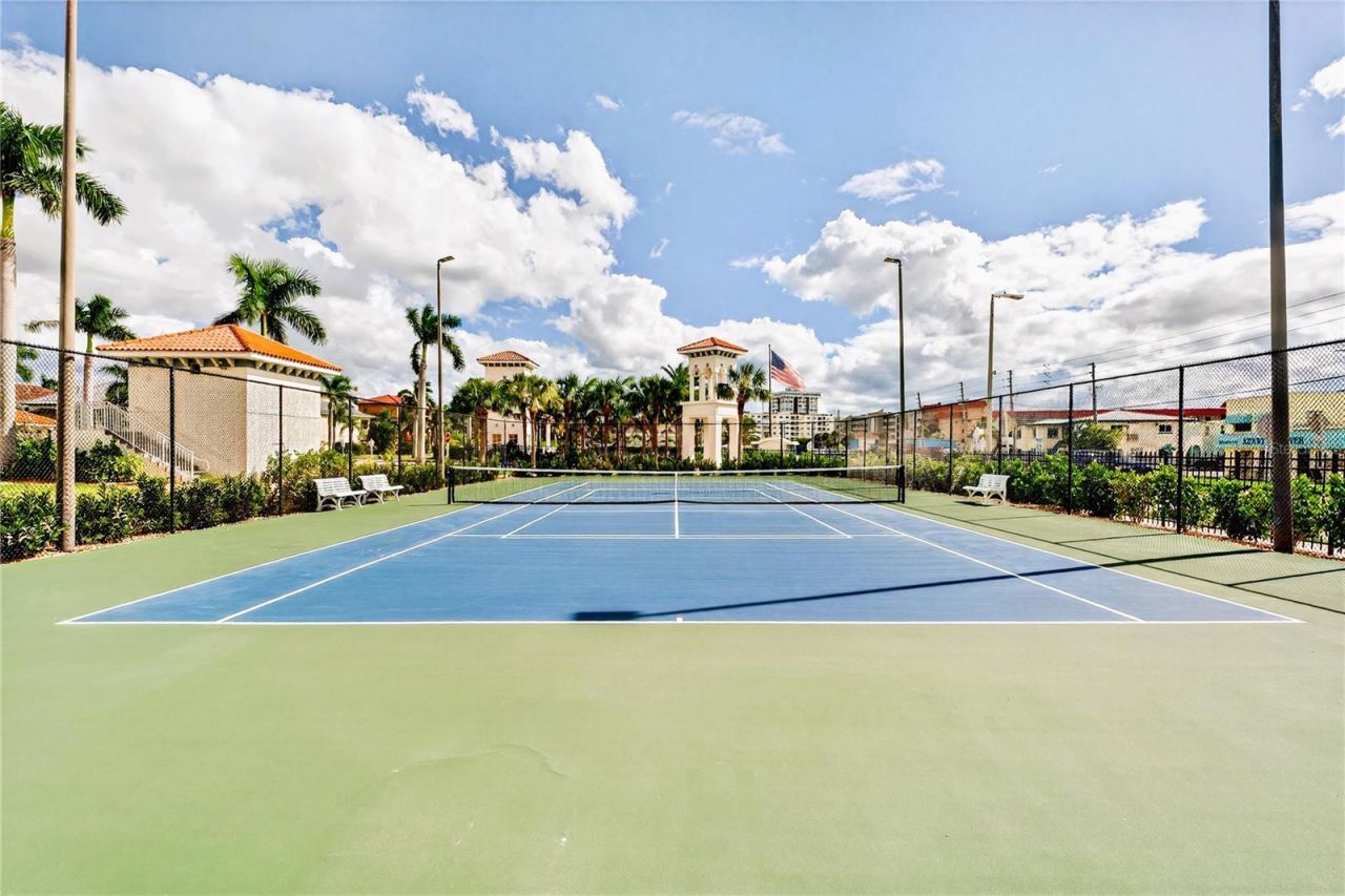 17717 Gulf Boulevard, Unit 606, Redington Shores, FL 33708 Photo