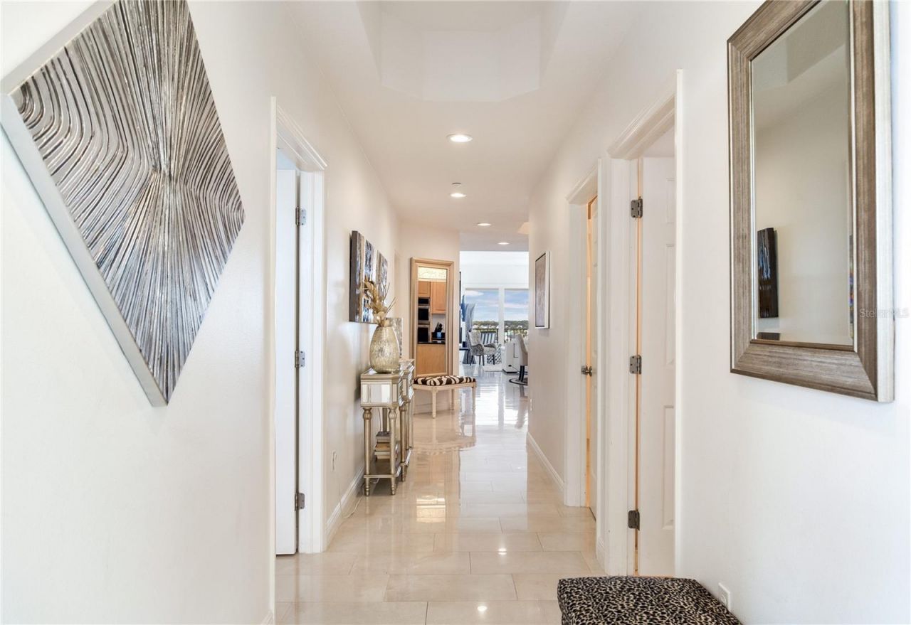 17717 Gulf Boulevard, Unit 606, Redington Shores, FL 33708 Photo