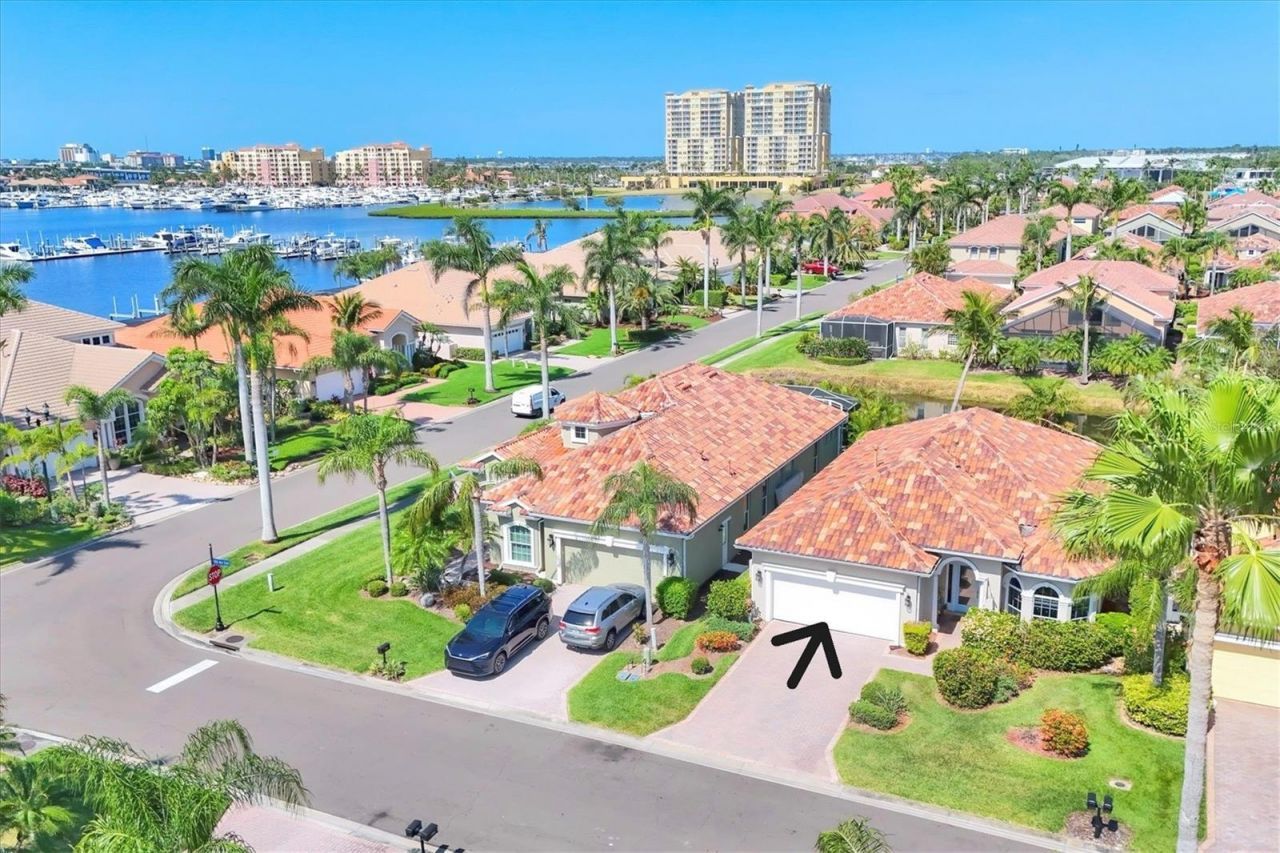 303 11th Avenue E, Palmetto, FL 34221 Main Photo