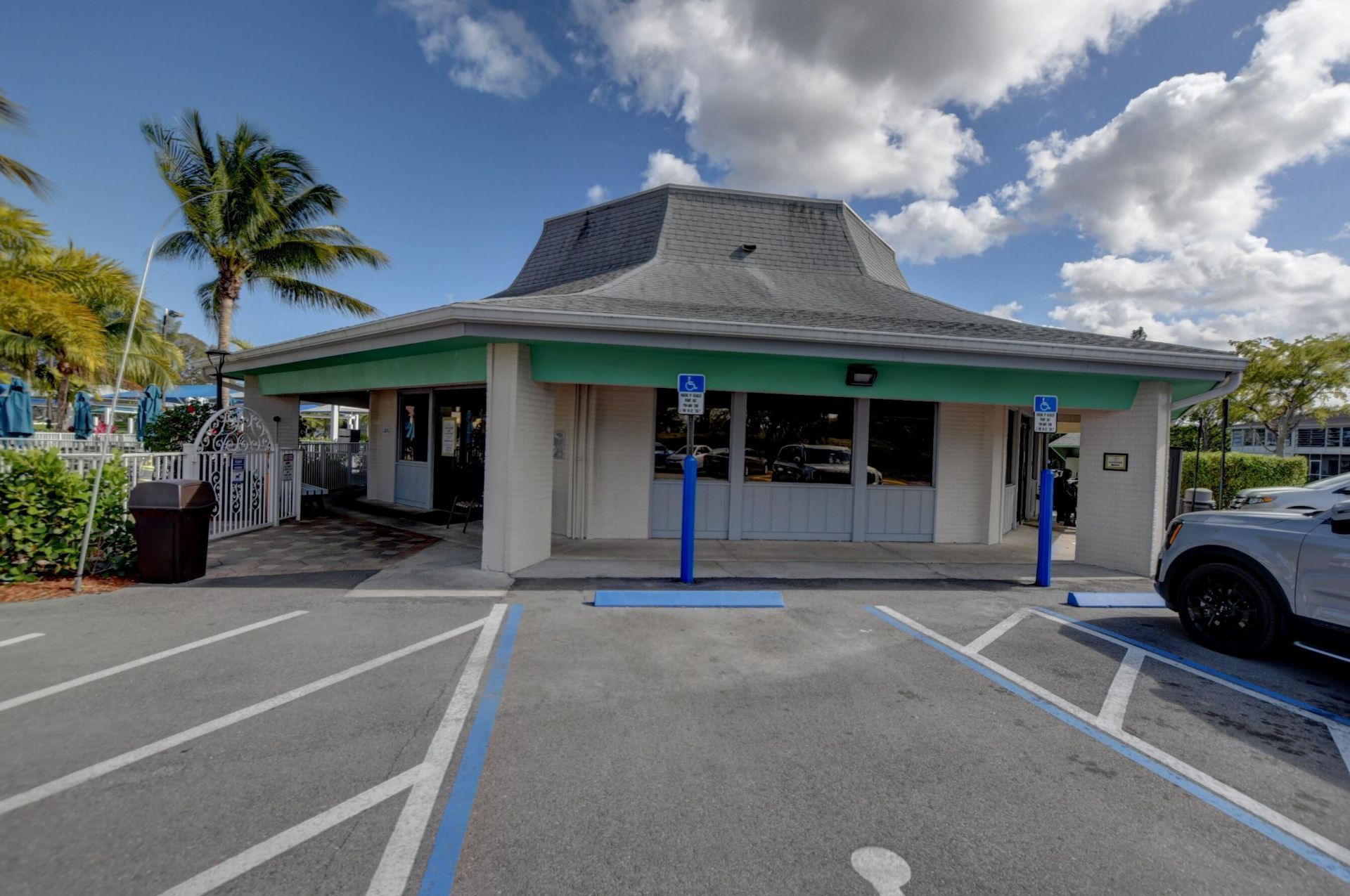184 Oakridge L, Unit 184, Deerfield Beach, FL 33442 Photo
