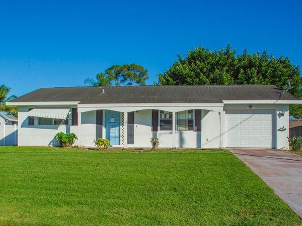 1781 SE Fairfield Street, Port St. Lucie, FL 34983