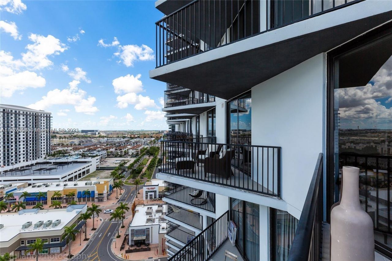 5300 NW 85th Avenue, Unit 1409, Doral, FL 33166 Photo