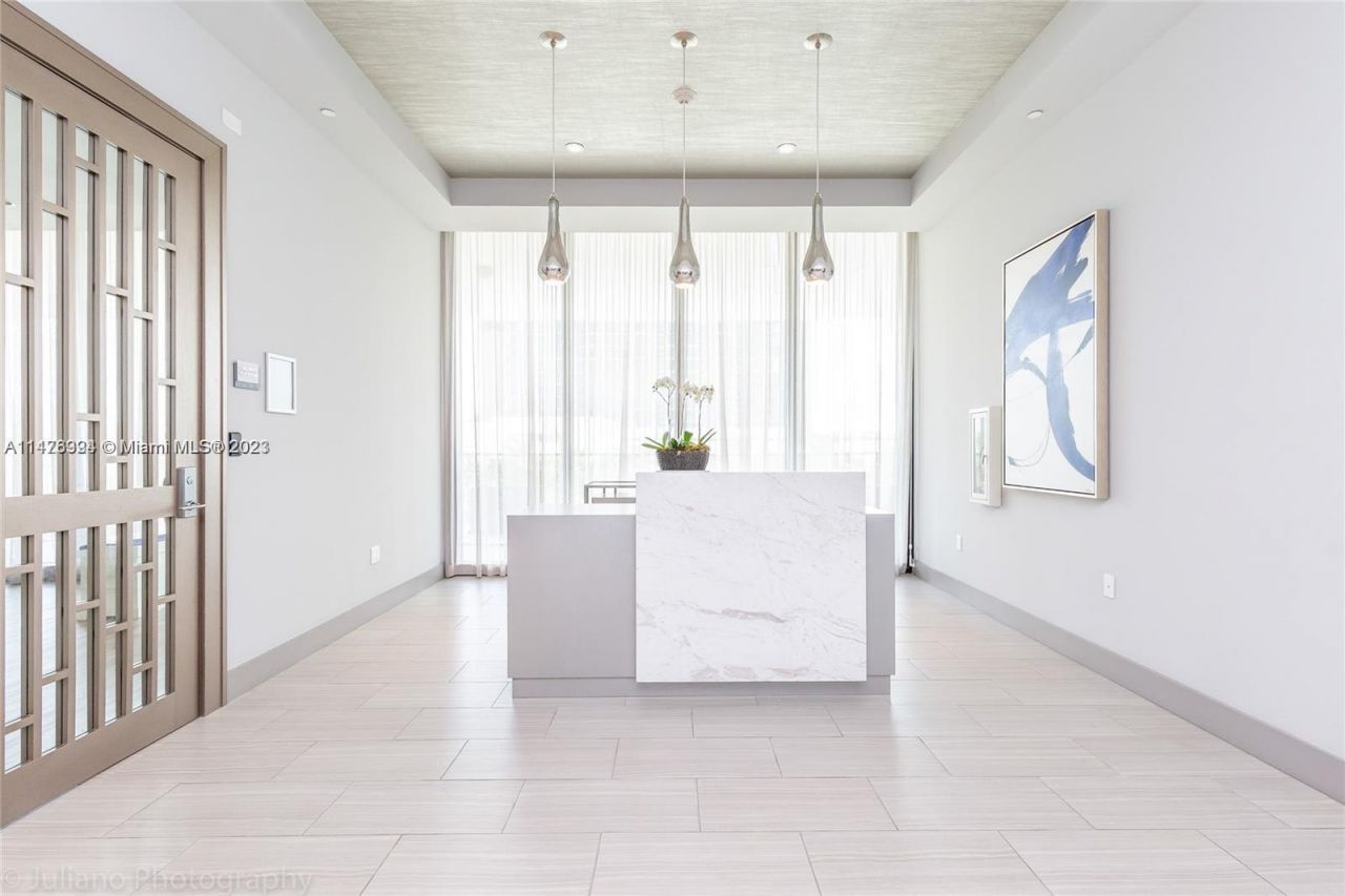 5300 NW 85th Avenue, Unit 1409, Doral, FL 33166 Photo